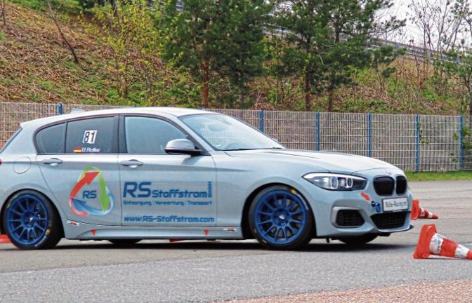 Ein Pollerfehler hat Udo Roller beim Automobilslalom in Kronau den Sieg gekostet.  Foto: privat