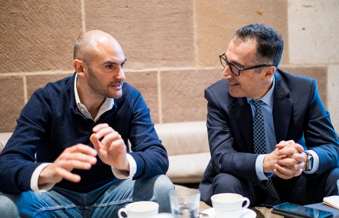 Finanzminister Danyal Bayaz hat für den designierten Ministerpräsidenten Cem Özdemir (beide Grüne) schlechte Nachrichten zu den künftigen Einnahmen des Landes.<span class='image-autor'>Foto: Lichtgut</span>