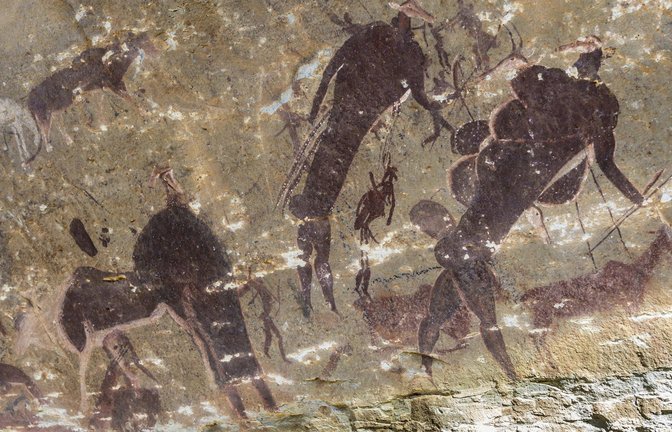 Felsmalereien der San in einer Höhle, Giant s Castle Reservat, KwaZulu-Natal, Südafrika<span class='image-autor'>Foto: mago/Imagebroker</span>