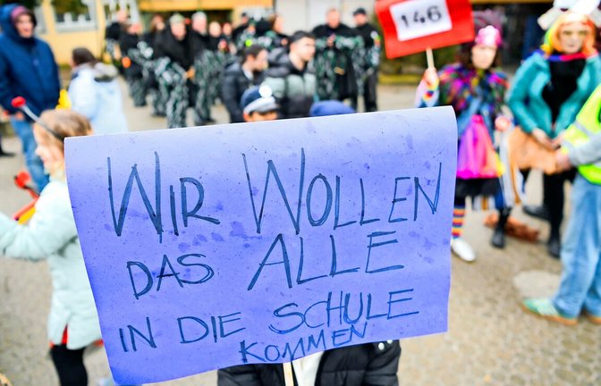 Die Lage an den Schulen hat sich im Gegensatz zum Februar, als dieser Protest stattfand, deutlich gebessert.<span class='image-autor'>Foto: Lichtgut/Max Kovalenko</span>
