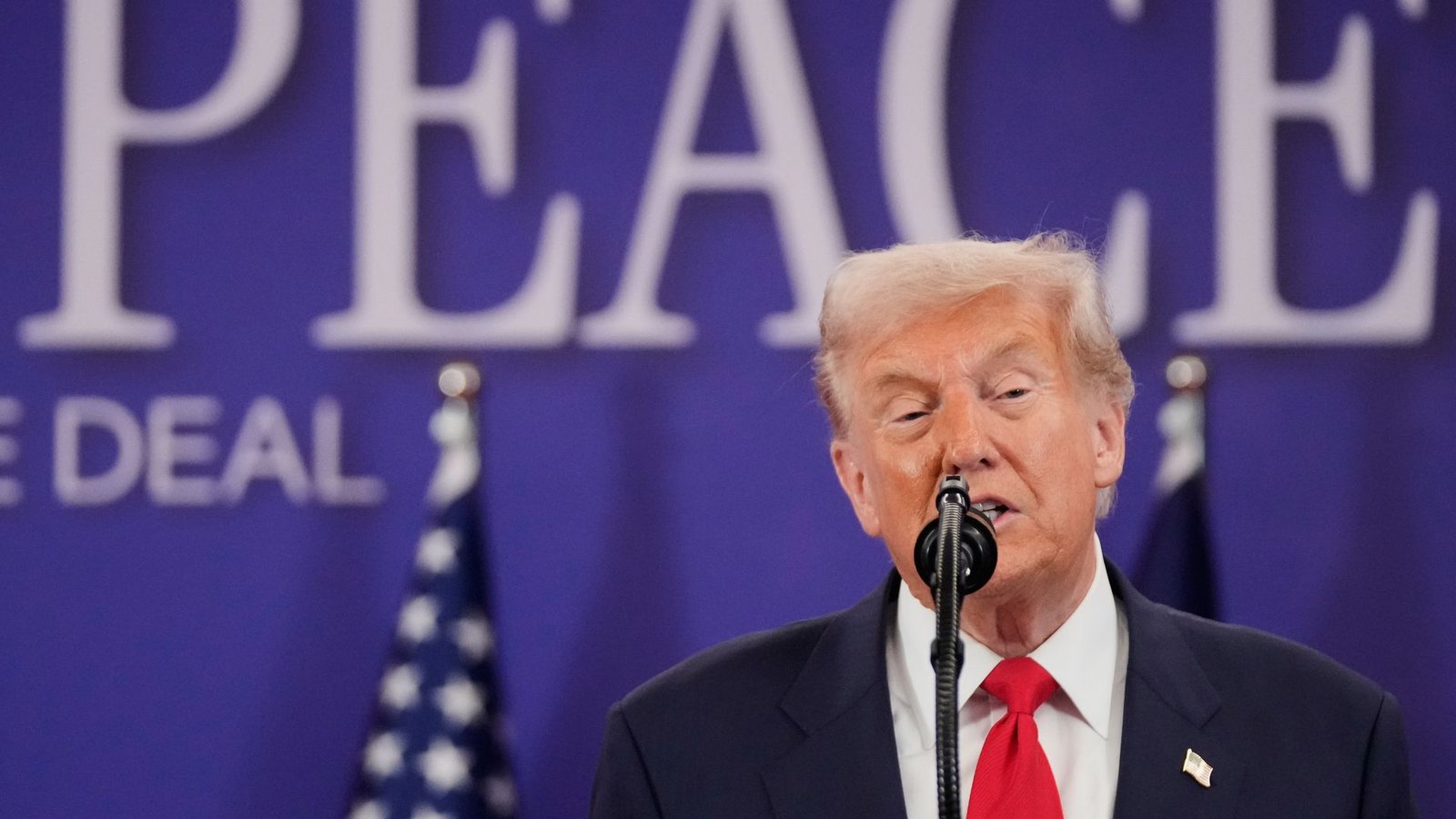 Unter Präsident Donald Trump haben die USA weniger Geld für die Vereinten Nationen ausgegeben. (Archivbild)Foto: Mark Schiefelbein/AP/dpa Unter Präsident Donald Trump haben die USA weniger Geld für die Vereinten Nationen ausgegeben. (Archivbild)Foto: Mark Schiefelbein/AP/dpa