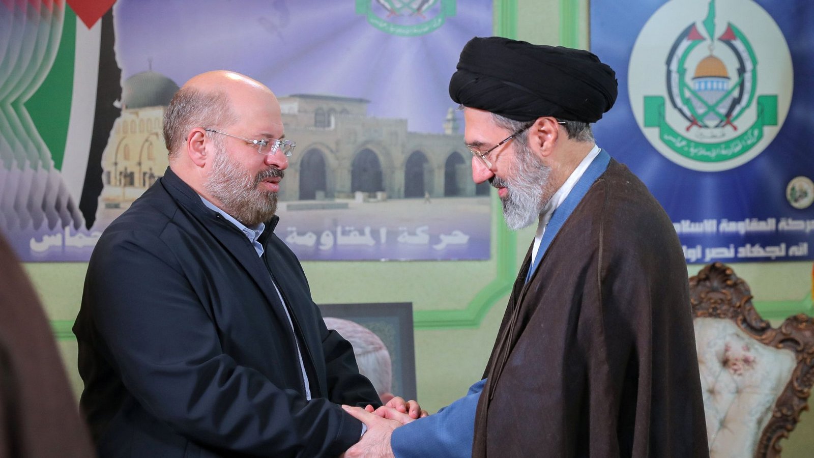 Als aussichtsreicher Kandidat für das Amt des Religionsführers gilt Chameneis Sohn Modschtaba. (Archivbild)Foto: Iranian Supreme Leader's Office/ZUMA Press Wire/dpa Als aussichtsreicher Kandidat für das Amt des Religionsführers gilt Chameneis Sohn Modschtaba. (Archivbild)Foto: Iranian Supreme Leader's Office/ZUMA Press Wire/dpa