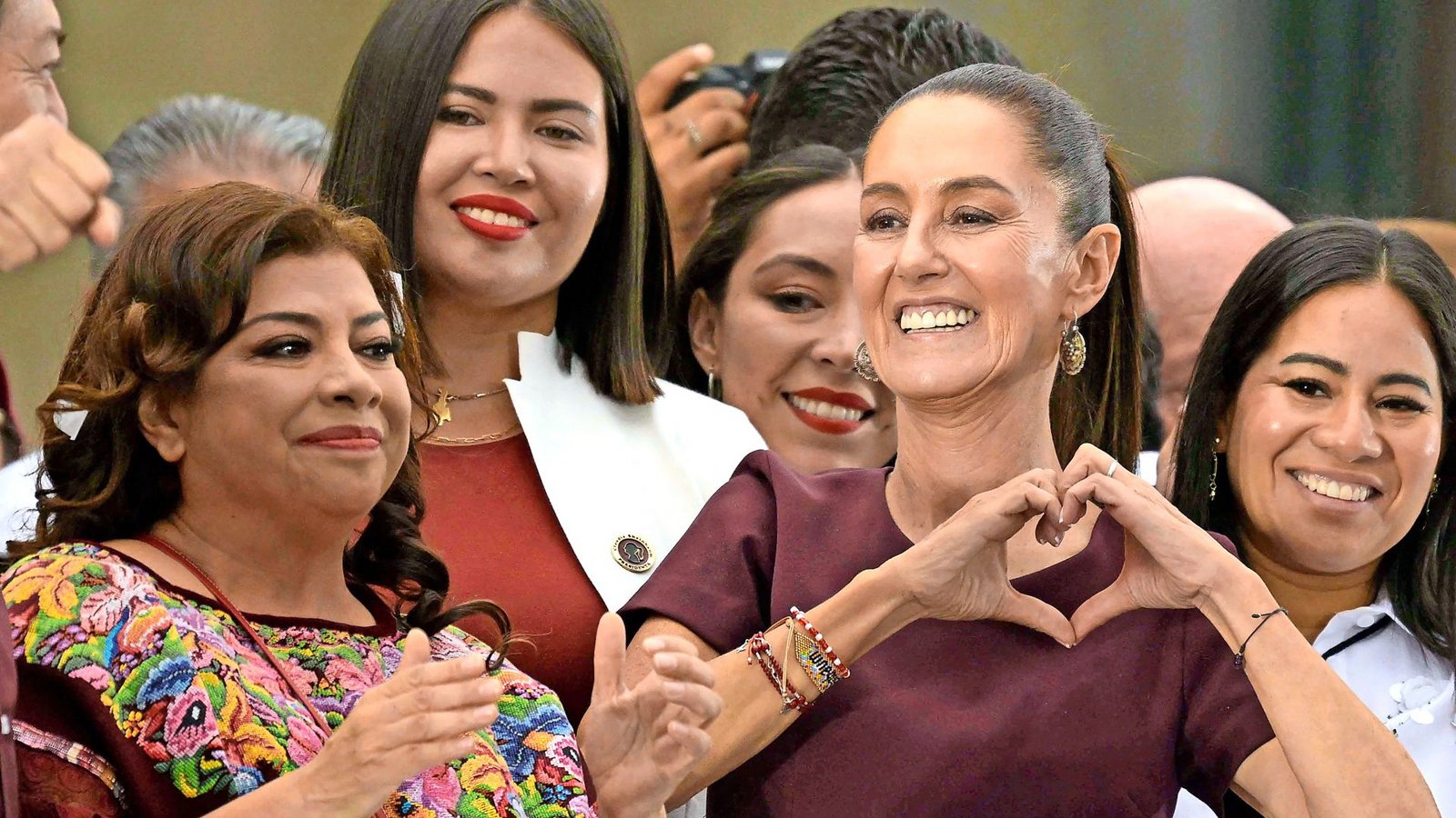 Claudia Sheinbaum ist Wunschkandidatin des derzeit regierenden linksgerichteten Präsidenten Andrés Manuel López Obrador und gilt als Favoritin. Foto: AFP/Alfredo Estrella Claudia Sheinbaum ist Wunschkandidatin des derzeit regierenden linksgerichteten Präsidenten Andrés Manuel López Obrador und gilt als Favoritin. Foto: AFP/Alfredo Estrella