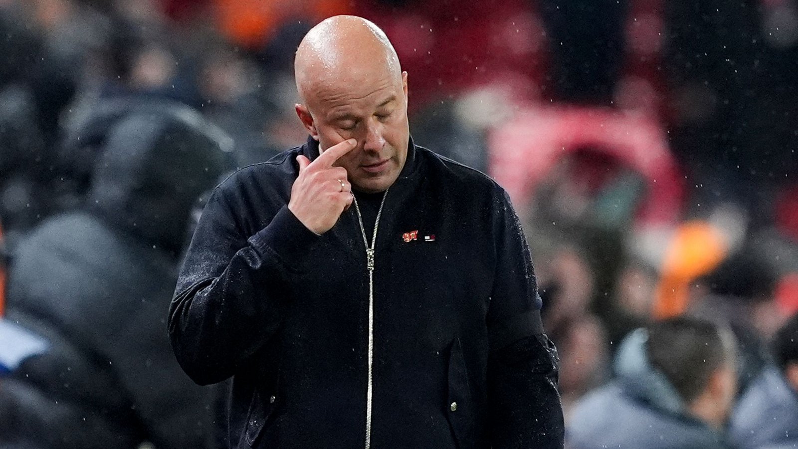 Kein glückliches Händchen: Hinter Liverpools Ex-Coach Arne Slot liegt eine enttäuschende Saison. (Archivbild)Foto: Peter Byrne/PA Wire/dpa