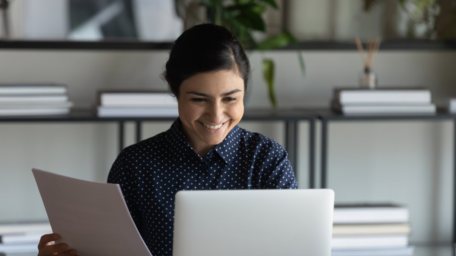 Wie lange dauert es, bis das Geld auf dem Konto ist?Foto: fizkes / shutterstock.com Wie lange dauert es, bis das Geld auf dem Konto ist?Foto: fizkes / shutterstock.com