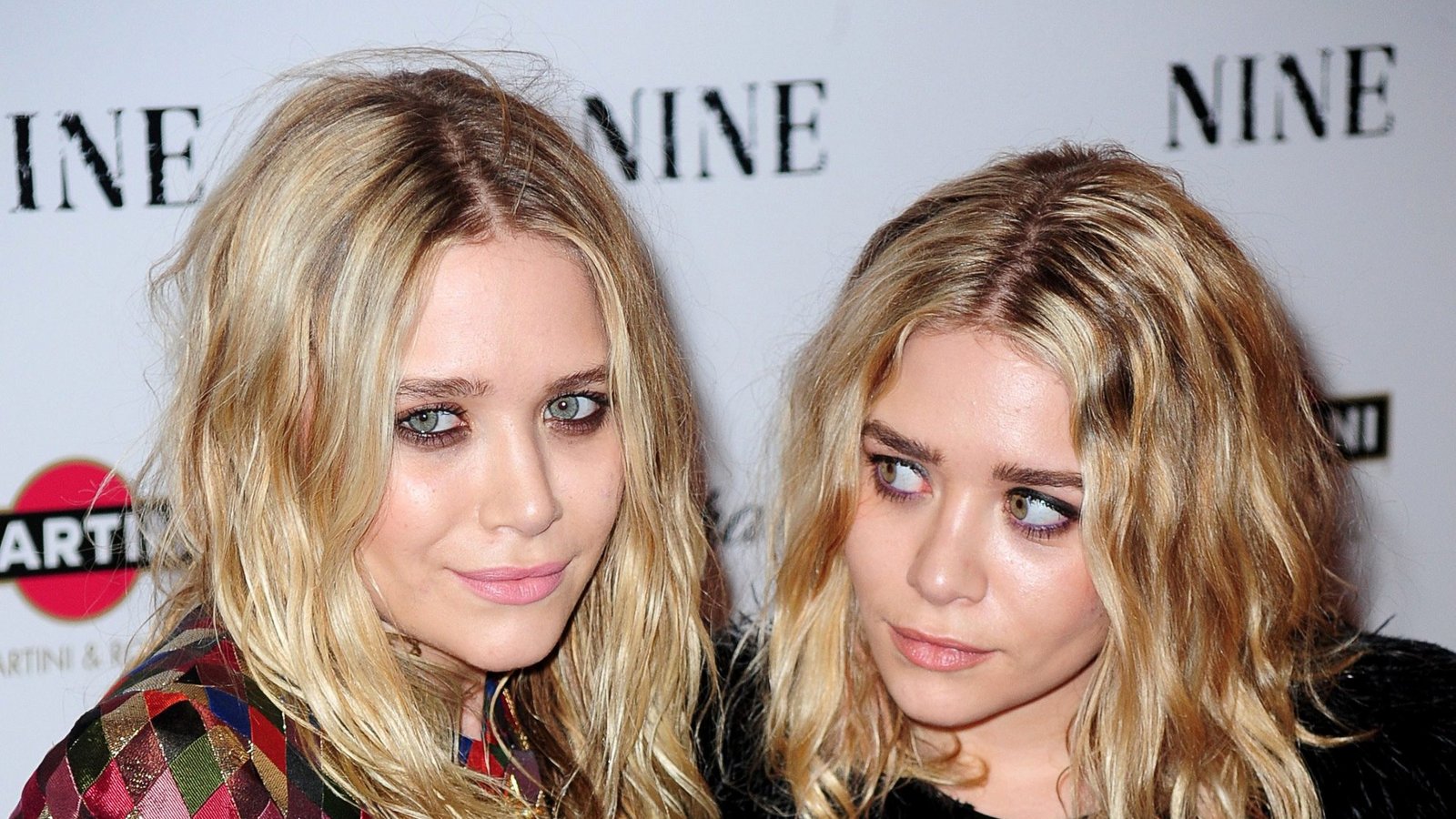 Filme und Serien mit den Olsen Twins charakterisieren sich vor allem durch Romantik und viel Humor.Foto: Everett Collection / shutterstock.com Filme und Serien mit den Olsen Twins charakterisieren sich vor allem durch Romantik und viel Humor.Foto: Everett Collection / shutterstock.com