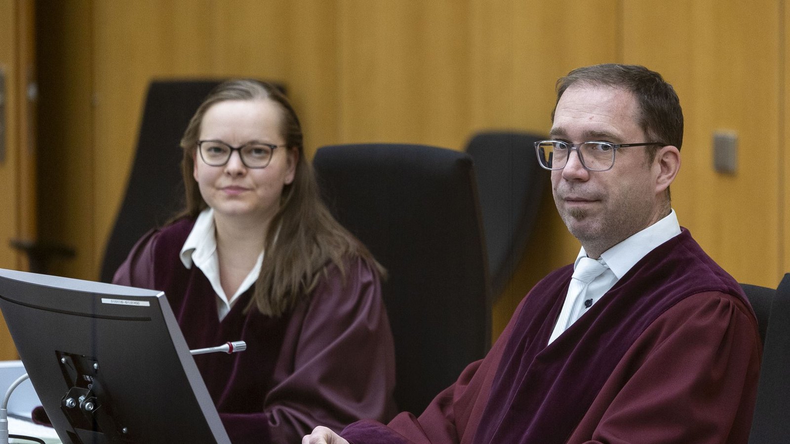 Sie klagen die mutmaßlichen Rechtsterroristen in Stuttgart an: Richterin Kathrin Tandler und Oberstaatsanwalt Michael Klemm.Foto: Lichtgut/Leif Piechowski/Leif Piechowski Sie klagen die mutmaßlichen Rechtsterroristen in Stuttgart an: Richterin Kathrin Tandler und Oberstaatsanwalt Michael Klemm.Foto: Lichtgut/Leif Piechowski/Leif Piechowski