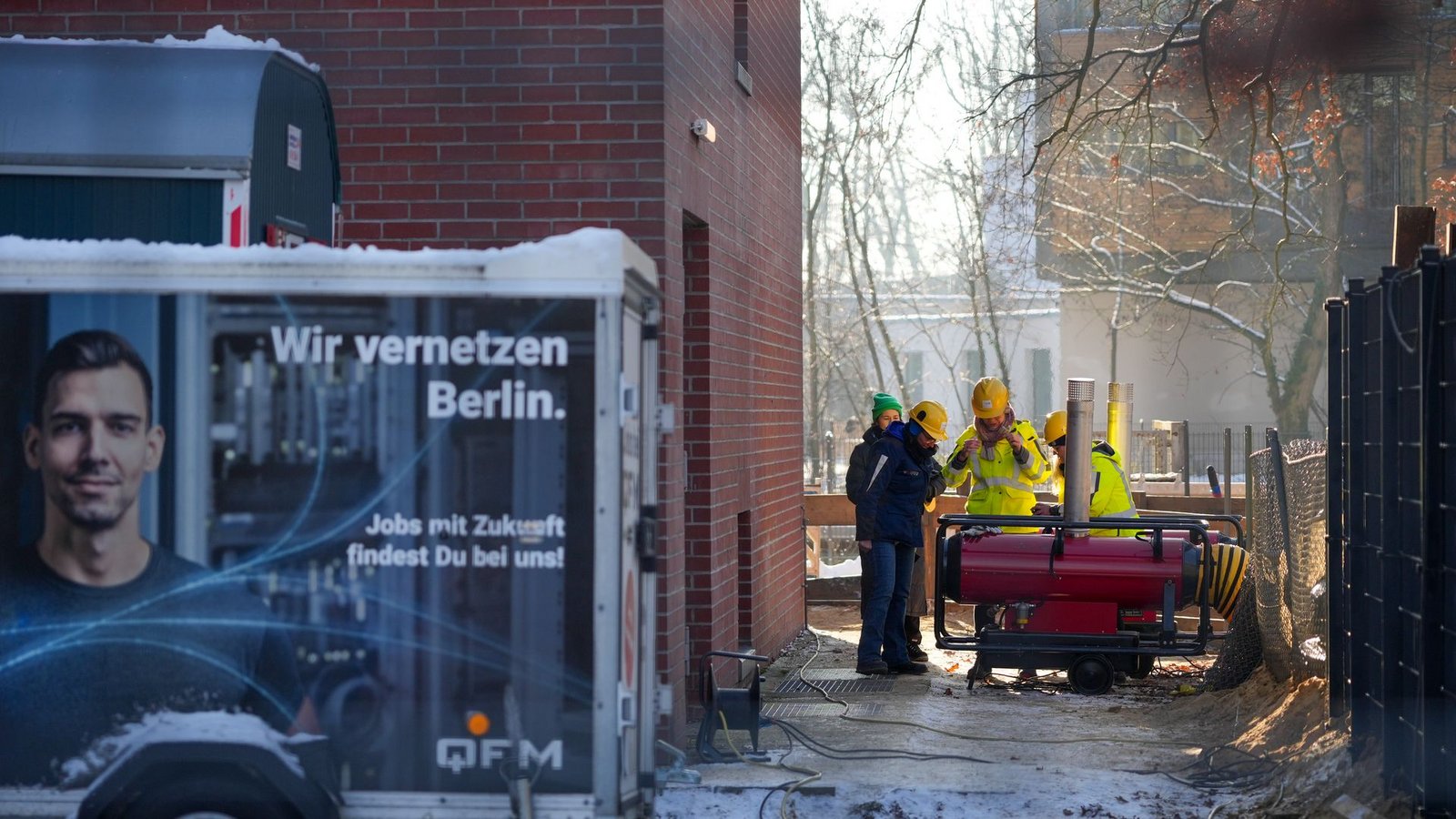 Auf einen Stromausfall nur schlecht vorbereitet: Nur 20 Prozent der Unternehmen haben eine eigene Notstromversorgung installiert.Foto: Soeren Stache/dpa