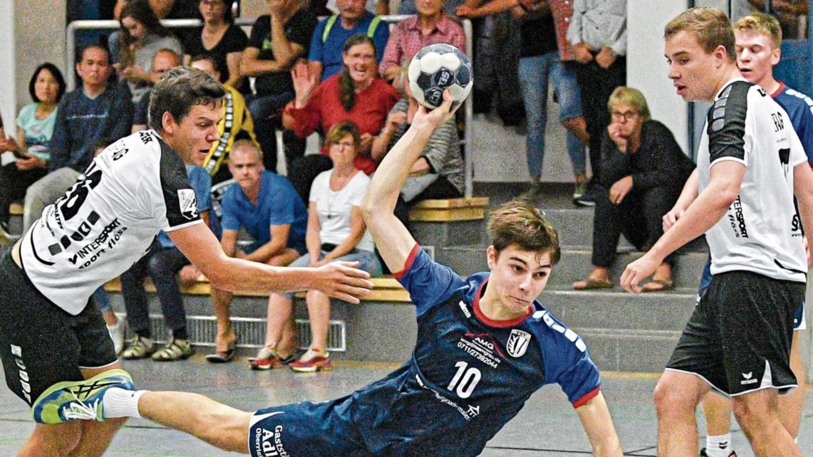 Lukas Stefani (Mitte) muss in der Offensive viel Verantwortung tragen, da Michael Bosch dem TSV Oberriexingen fehlen wird. Foto: Leitner Lukas Stefani (Mitte) muss in der Offensive viel Verantwortung tragen, da Michael Bosch dem TSV Oberriexingen fehlen wird. Foto: Leitner