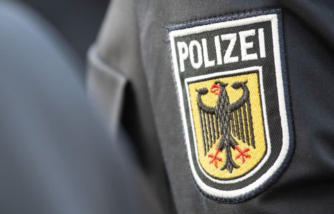 Ein sprengstoffverdächtiger Gegenstand in der mittelfränkischen Stadt Treuchtlingen ruft die Polizei auf den Plan.<span class='image-autor'>Boris Roessler/dpa (Symbolbild)</span>