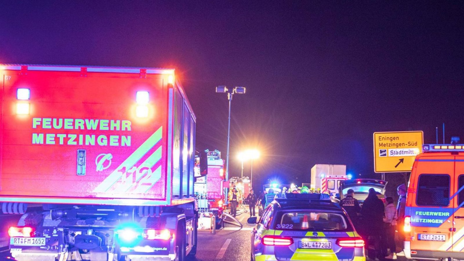 Für den Beifahrer kam jede Hilfe zu spät, der 20-Jährige wurde schwer verletzt in eine Klinik gebracht.Foto: 7aktuell.de/Simon Adomat /7aktuell.de | Simon Adomat
