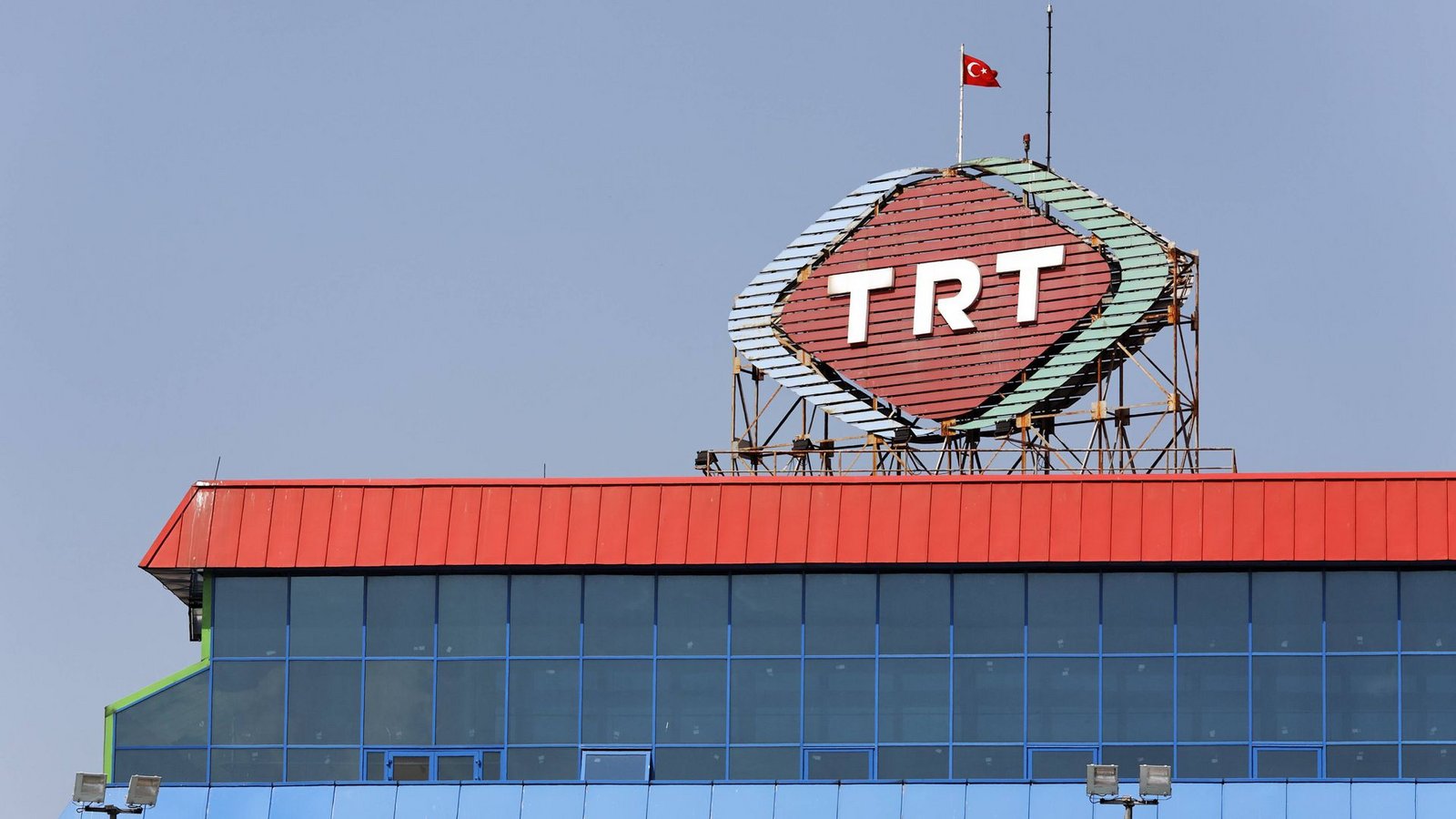 Ein TRT-Journalist wurde schwer verletzt (Symbolbild).Foto: imago Ein TRT-Journalist wurde schwer verletzt (Symbolbild).Foto: imago
