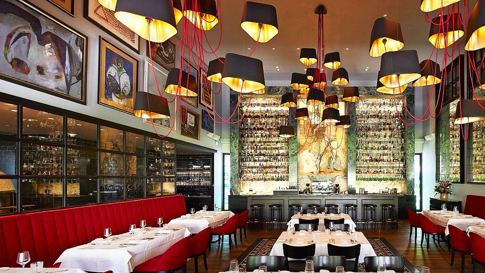Das Ambiente im Restaurant 959 in Heidelberg ist großstädtisch. Und überall ist Kunst zu sehen.Foto: Elmar Witt/Elmar Witt Das Ambiente im Restaurant 959 in Heidelberg ist großstädtisch. Und überall ist Kunst zu sehen.Foto: Elmar Witt/Elmar Witt