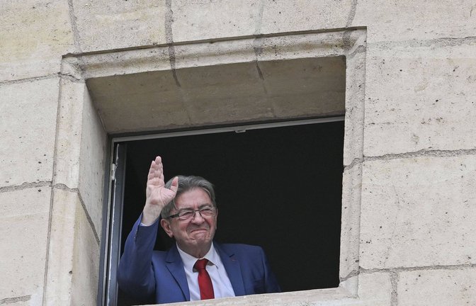 Jean-Luc Mélenchon freut sich über den Wahlsieg seiner Partei.<span class='image-autor'>Foto: IMAGO/PanoramiC//Michael Baucher</span>