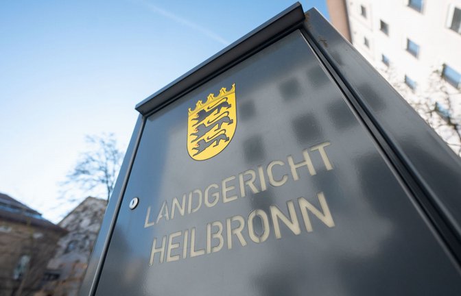 Zwei mutmaßliche Zuhälter aus der Heilbronner Hafenstraße  müssen sich vor Gericht verantworten.<span class='image-autor'>Foto: dpa/Marijan Murat</span>
