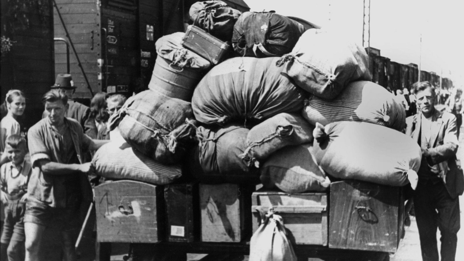 Ein BIld aus unseligen Zeiten: Sudetendeutsche auf der Flucht.Foto: dpa Ein BIld aus unseligen Zeiten: Sudetendeutsche auf der Flucht.Foto: dpa