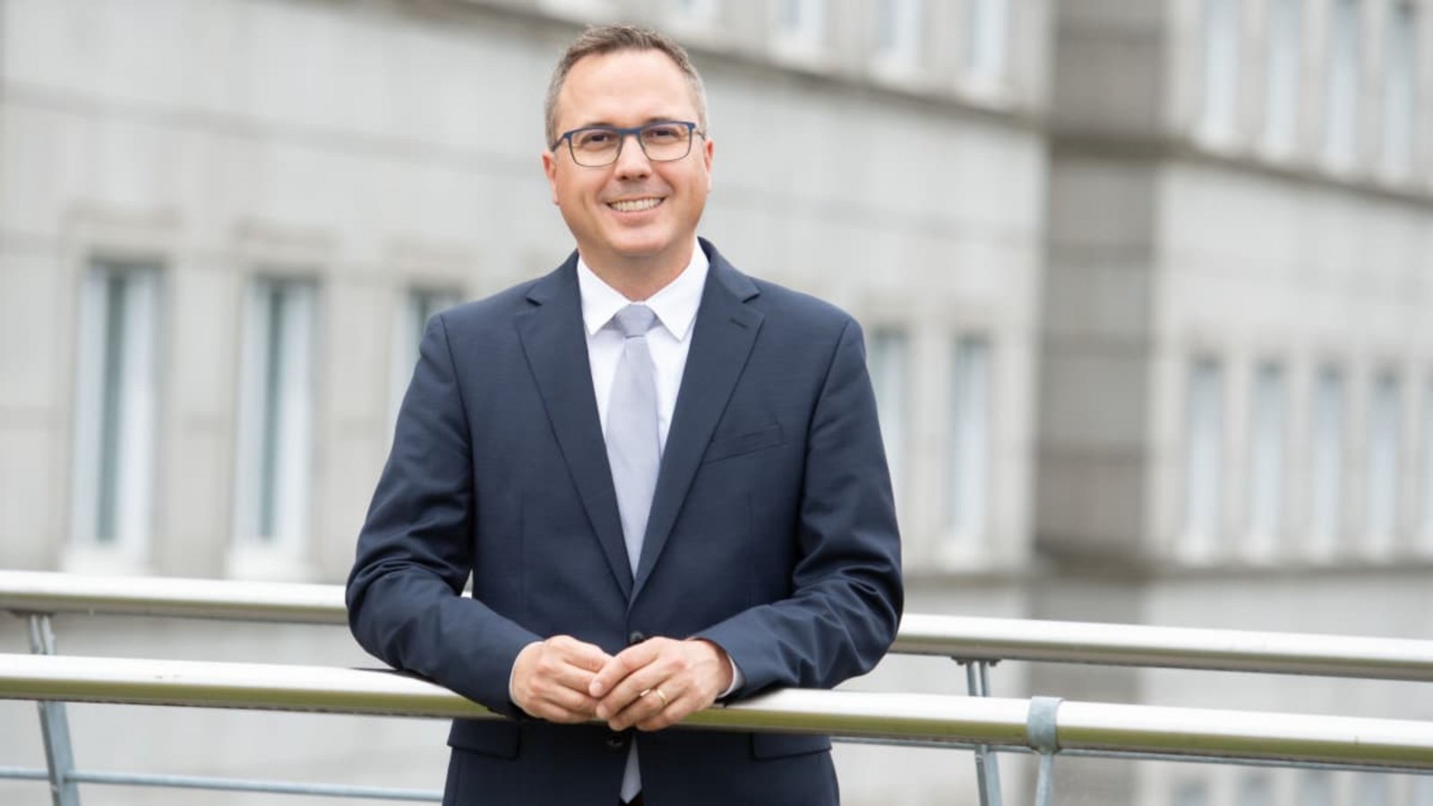 Andreas Deuschle ordnet noch das Chaos, das dem Kultusministerium durch das Landesmedienzentrum entstanden ist.Kultusministerium Andreas Deuschle ordnet noch das Chaos, das dem Kultusministerium durch das Landesmedienzentrum entstanden ist.Kultusministerium
