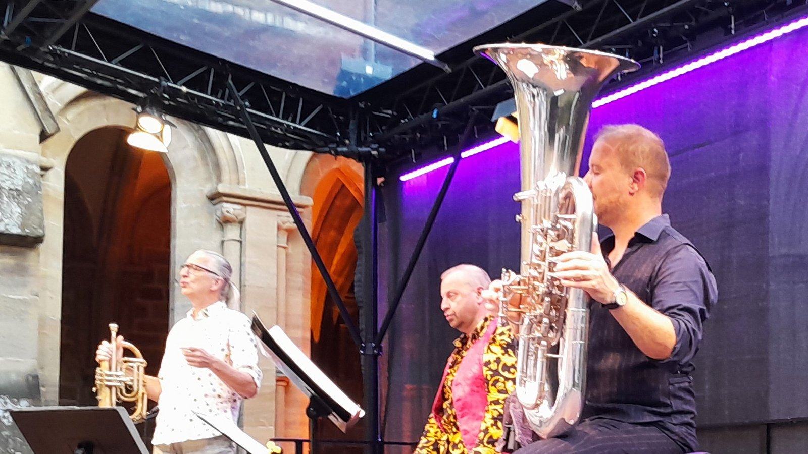 Das Trio aus Österreich begeistert in Maulbronn mit Vielfalt und Spielfreude. Foto: Filitz Das Trio aus Österreich begeistert in Maulbronn mit Vielfalt und Spielfreude. Foto: Filitz