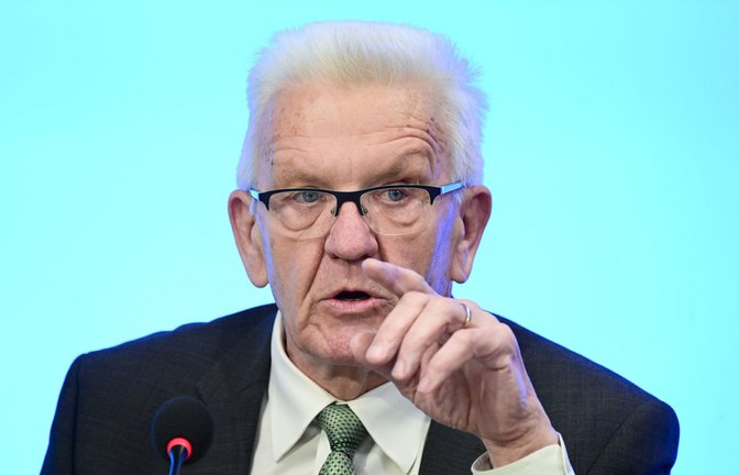 Winfried Kretschmann (Grüne) stammt selbst aus einer Flüchtlingsfamilie.<span class='image-autor'>Foto: dpa/Bernd Weißbrod</span>