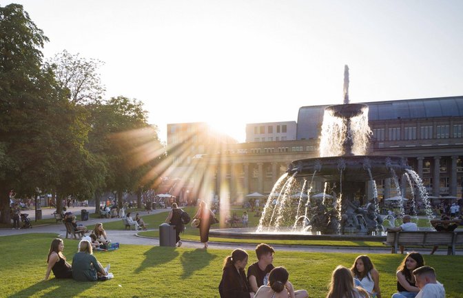 Wann kommen die sommerlichen Temperaturen, bei denen man abends noch ohne Jacke rausgehen kann?<span class='image-autor'>Foto: imago images/imagebroker/imageBROKER/Michael Weber via www.imago-images.de</span>