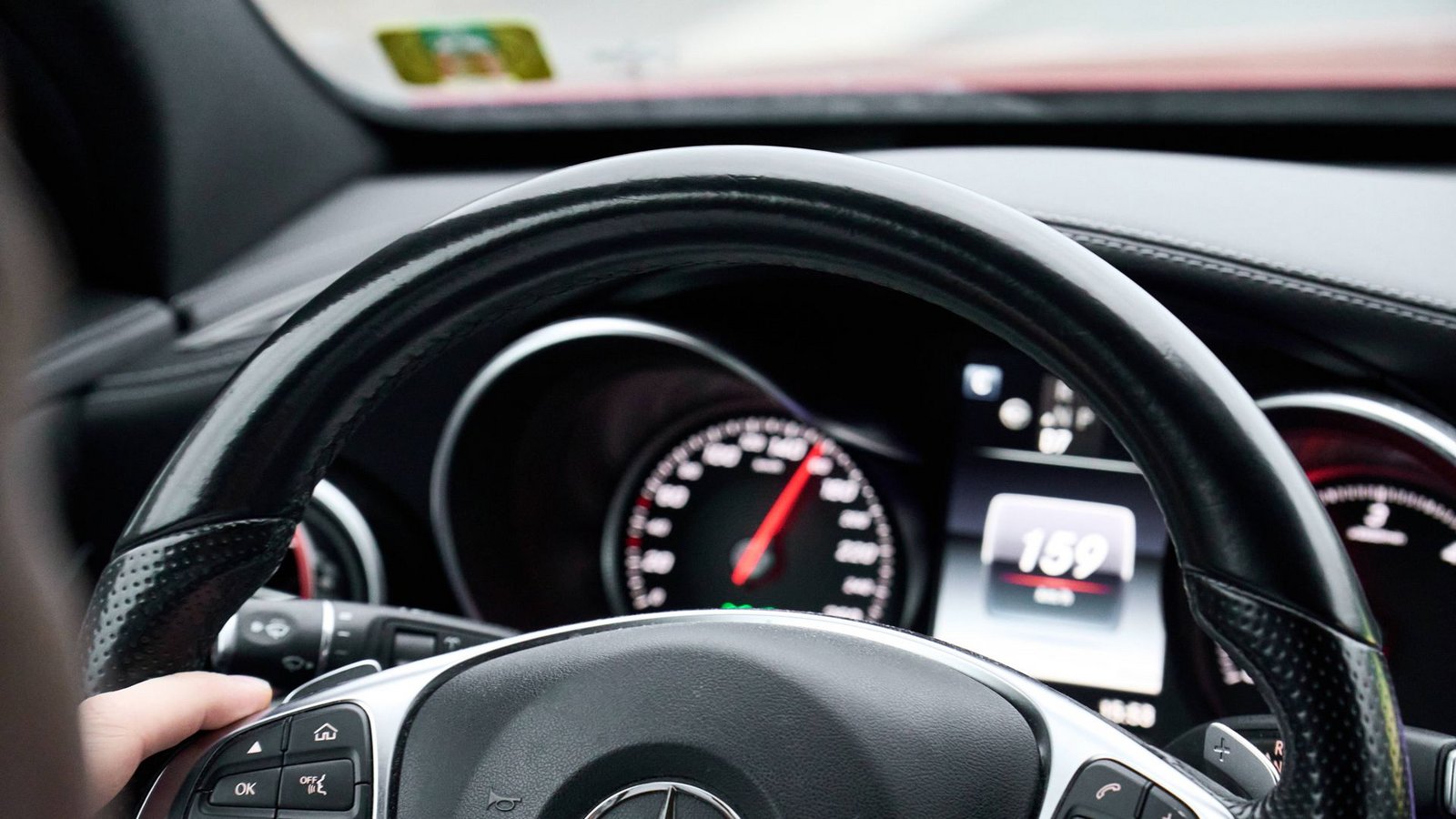 Über 100 km/h gelten höhere Toleranzen.Foto: IMAGO/Bihlmayerfotografie Über 100 km/h gelten höhere Toleranzen.Foto: IMAGO/Bihlmayerfotografie