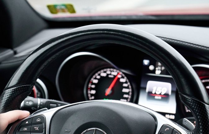 Über 100 km/h gelten höhere Toleranzen.<span class='image-autor'>Foto: IMAGO/Bihlmayerfotografie</span>