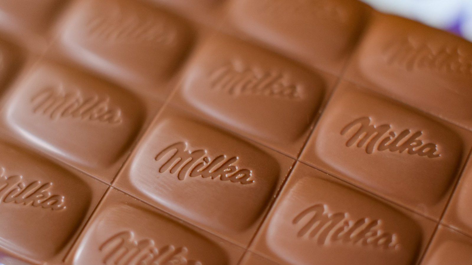 Milka-Rückruf: Diese Schoko-Sorte ist betroffen. Der Grund schockiert Kunden.Foto: Jan Woitas/dpa Milka-Rückruf: Diese Schoko-Sorte ist betroffen. Der Grund schockiert Kunden.Foto: Jan Woitas/dpa
