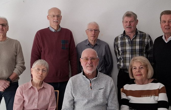 Die neue Vorstandschaft des Schwäbischen Albvereins in Enzweihingen. <span class='image-autor'>Fotos: p</span>