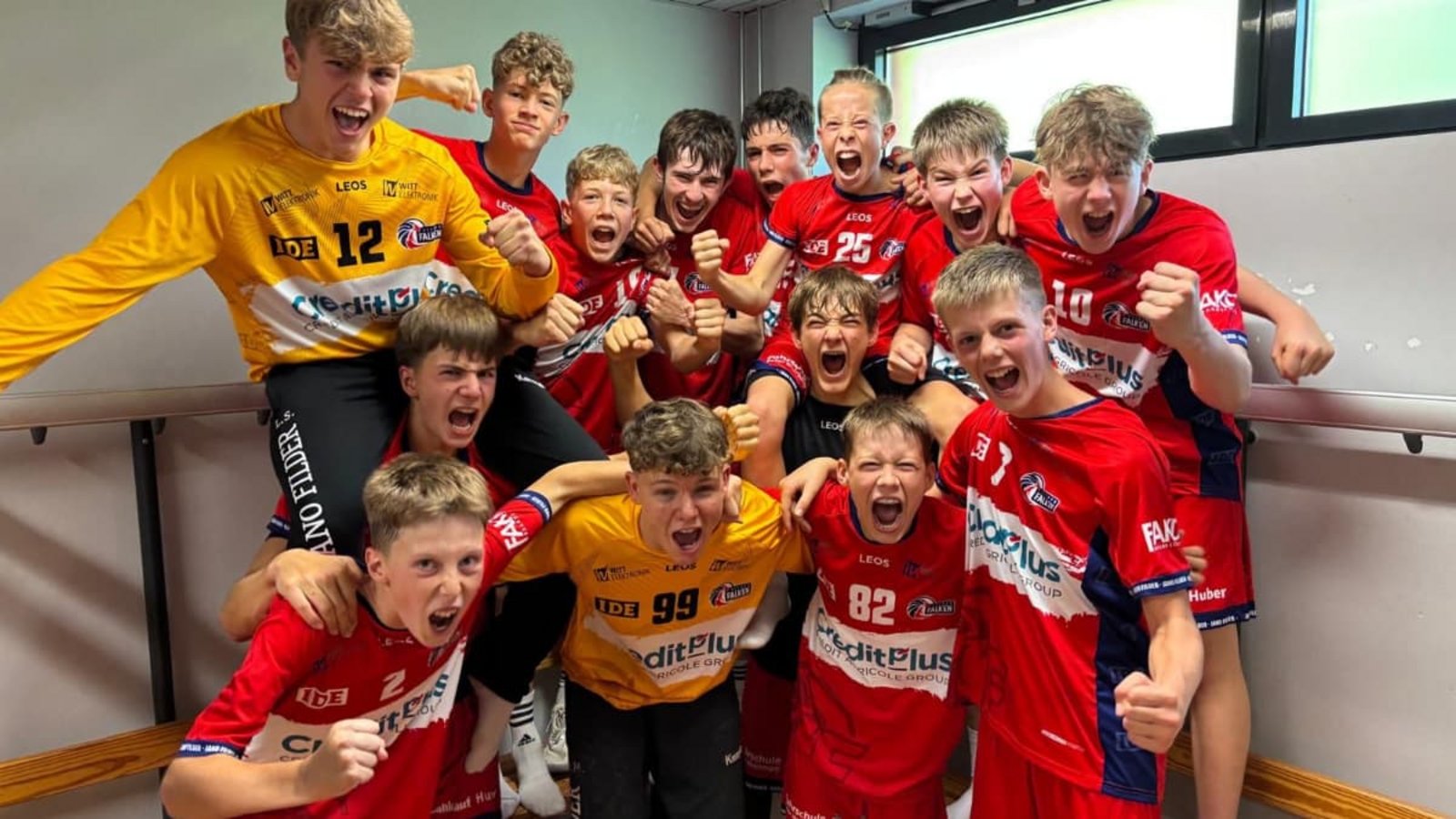 So schön jubeln die C-Jugend-Handballer der JANO Filder über ihren Sieg.oh