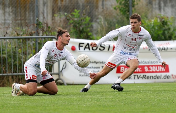 Jaro Jungclaussen (links) und Jakob Kilpper wollen mit dem TV Vaihingen am Spielaufbau arbeiten und beim Heimturnier gut abschneiden. <span class='image-autor'>Foto: Uwe Spille/Deutsche Faustball Liga</span>