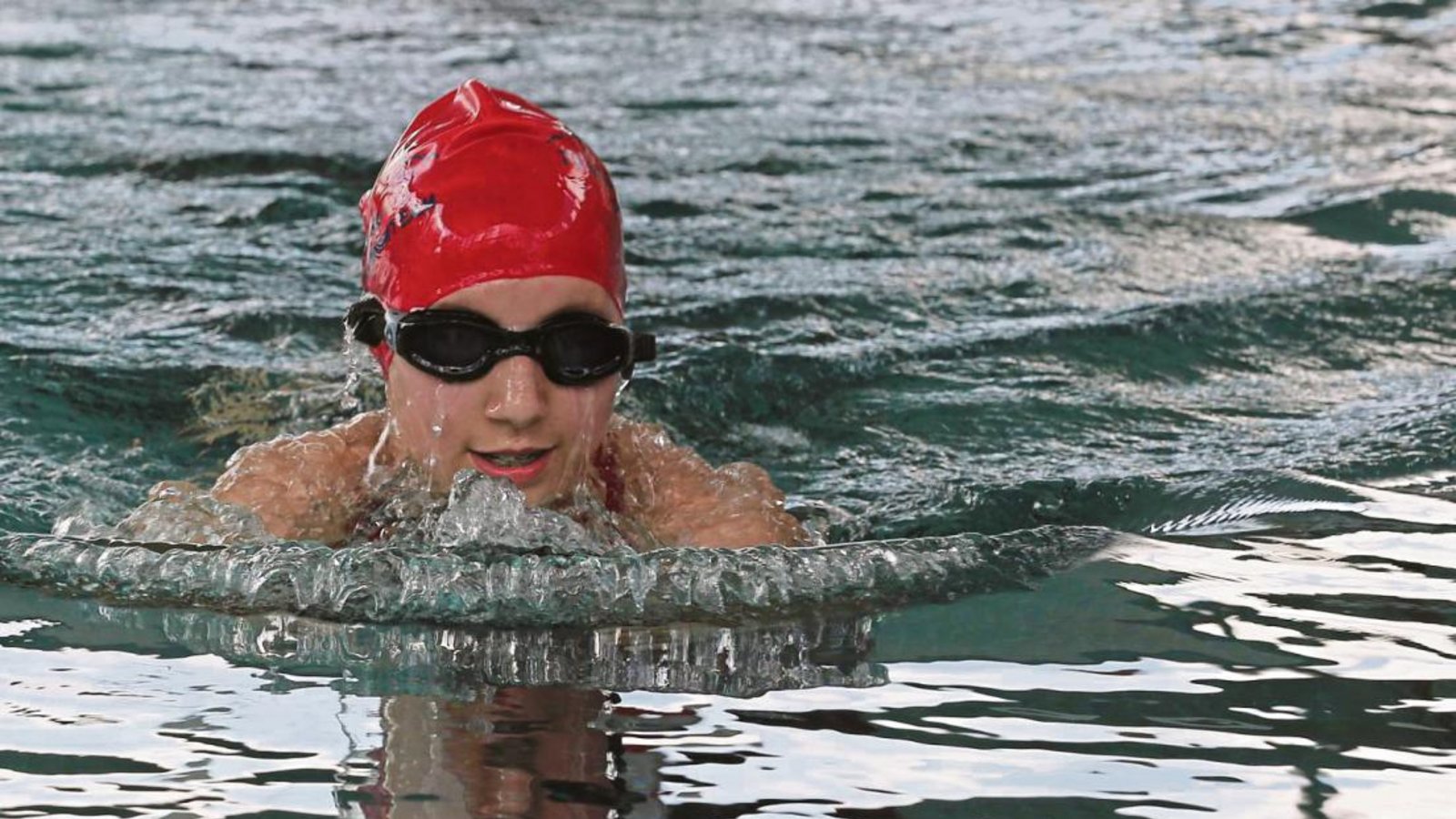 Volle Kraft voraus – Sandra Schütz geht am Sonntag für den TV Vaihingen bei der Swim-Base-Trophy in Untertürkheim an den Start. Foto: Küppers Volle Kraft voraus – Sandra Schütz geht am Sonntag für den TV Vaihingen bei der Swim-Base-Trophy in Untertürkheim an den Start. Foto: Küppers
