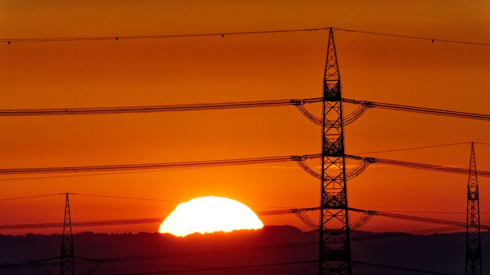 Das Gesetz zum Schutz kritischer Infrastrukturen hätte schon längst beschlossen werden müssen – doch mit Hauruck geht es nicht.Foto: Henning Kaiser/dpa