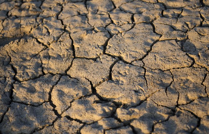 Die Hitzerekorde und Dürren nehmen zu – die Wetterextreme treten in immer kürzeren Abständen auf.<span class='image-autor'>Foto: dpa/Luca Bruno</span>