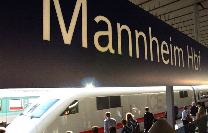 Die Bahnstrecke zwischen Mannheim und Frankfurt ist kommendes Jahr für fünf Monate gesperrt.<span class='image-autor'>Foto: dpa//Matthias Ernert</span>