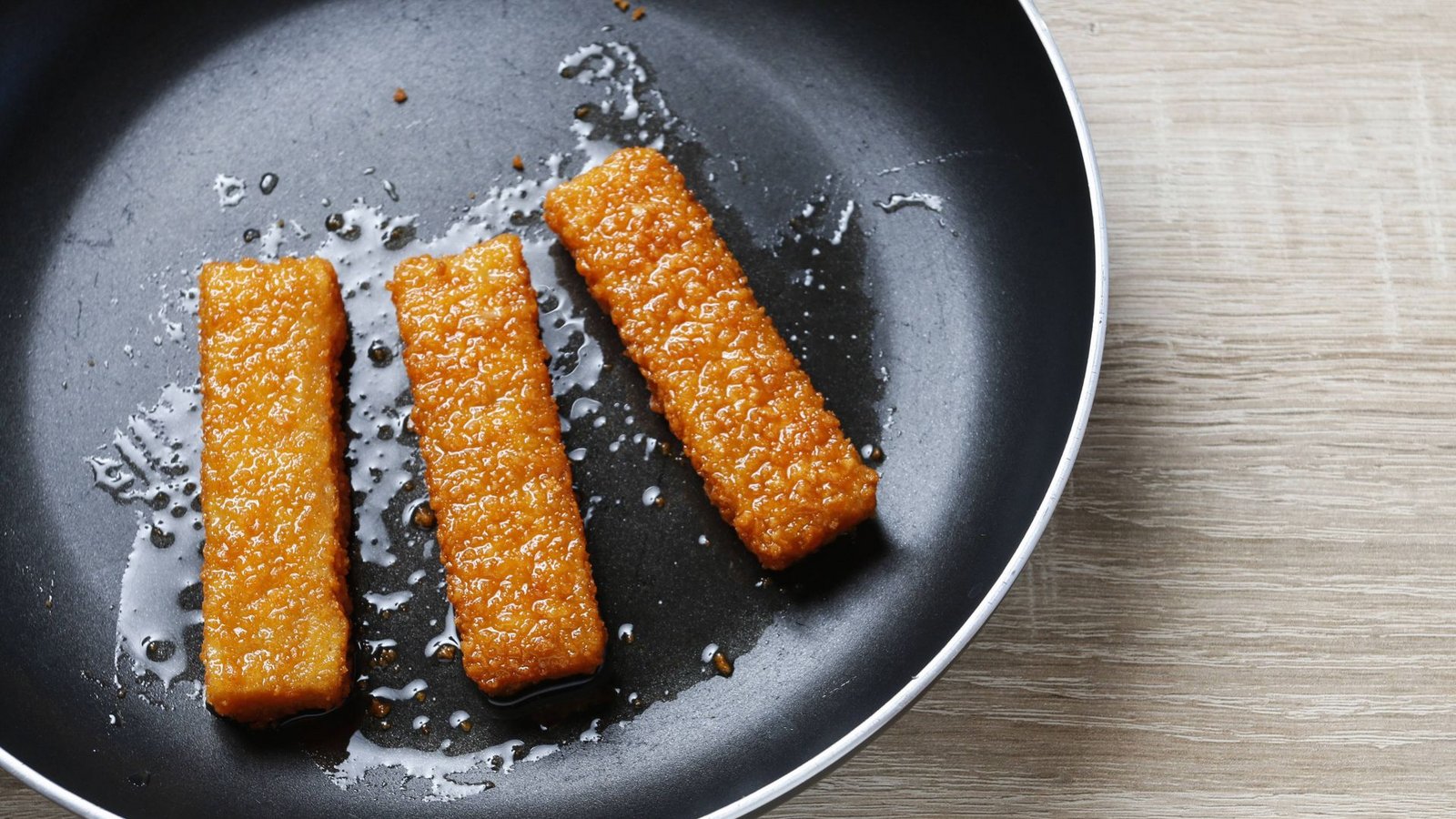 Fischstäbchen helfen gegen Herz-Kreislauf-Erkrankungen? Ja, wenn sie mit postbiotischen und bioaktiven Bestandteilen  angereichert sind.Foto: mago/BE&W/Kantaruk Agnieszka