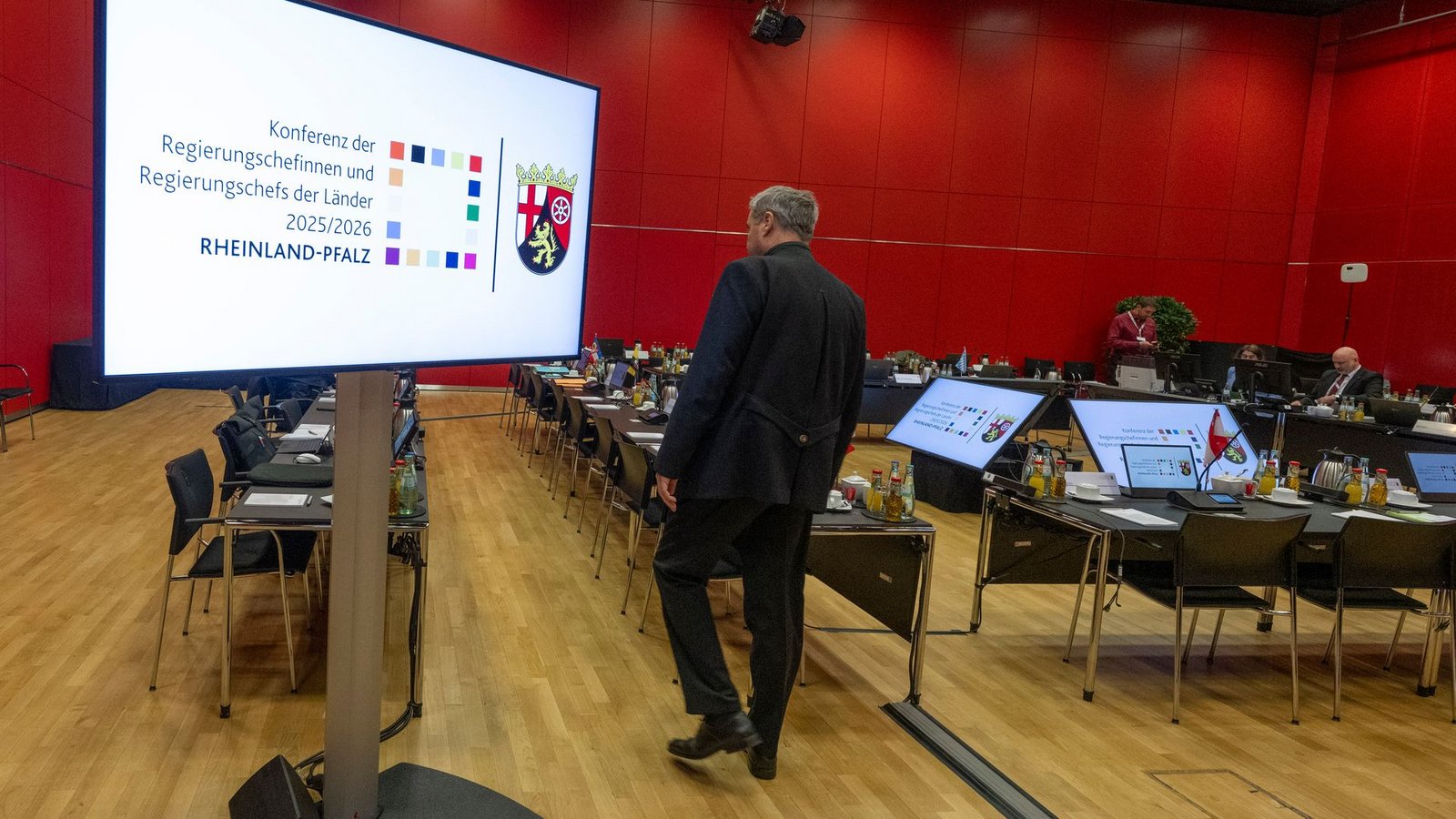 Schon bei den vorangegangenen Ministerpräsidentenkonferenzen unter dem Vorsitz von Rheinland-Pfalz war es um die Bund-Länder-Finanzen gegangen. (Archivfoto)Foto: Boris Roessler/dpa