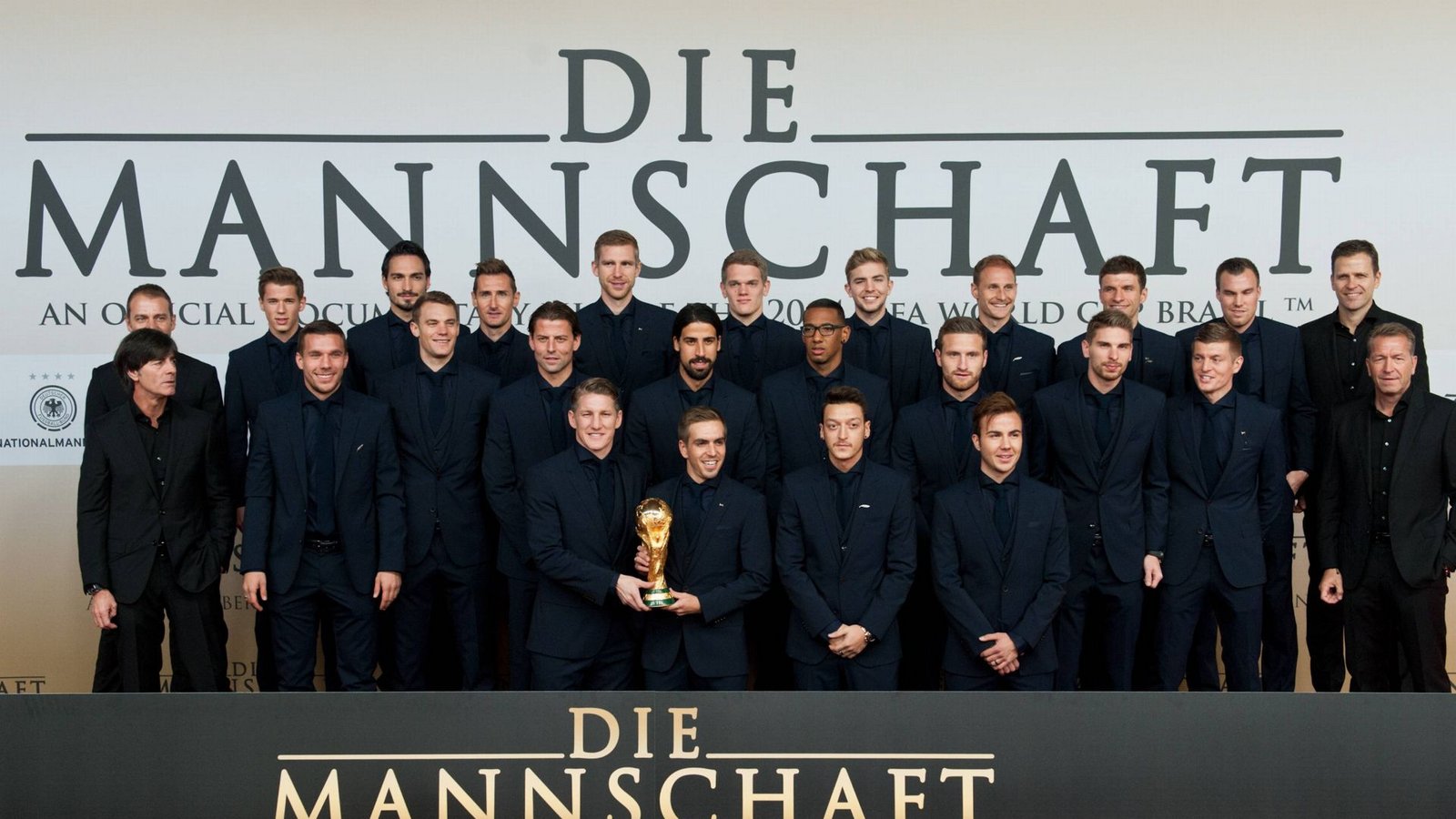 Die deutsche Weltmeistermannschaft 2014 bei der Premiere des Films „Die Mannschaft“.Foto: imago/Sven Simon Die deutsche Weltmeistermannschaft 2014 bei der Premiere des Films „Die Mannschaft“.Foto: imago/Sven Simon