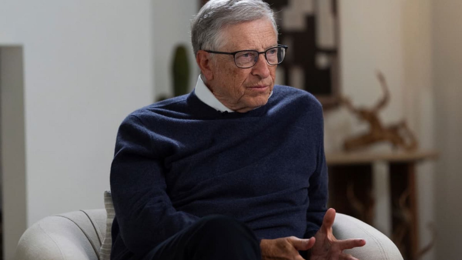Microsoft-Gründer Bill Gates spricht bei einem Interview der US-Presseagentur The Associated Press (AP) in Indian Wells, Kalifornien.Jae C. Hong/AP/dpa Microsoft-Gründer Bill Gates spricht bei einem Interview der US-Presseagentur The Associated Press (AP) in Indian Wells, Kalifornien.Jae C. Hong/AP/dpa