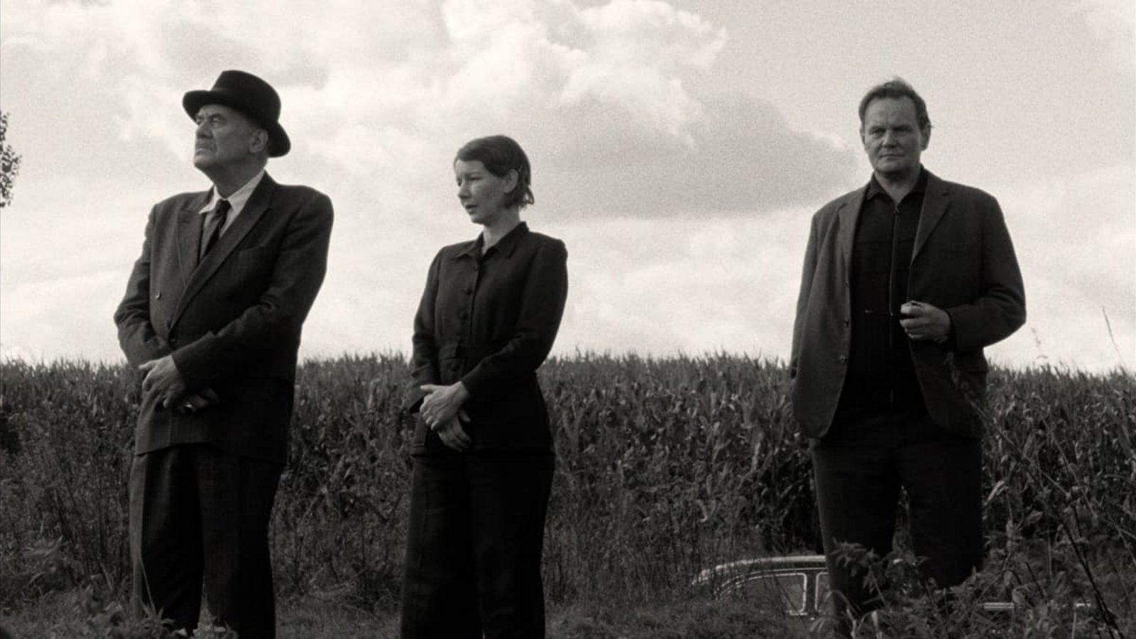 Schwierige Reise: Hanns Zischler, Sandra Hüller und Devid Striesow im Film „Vaterland“Verleih Schwierige Reise: Hanns Zischler, Sandra Hüller und Devid Striesow im Film „Vaterland“Verleih
