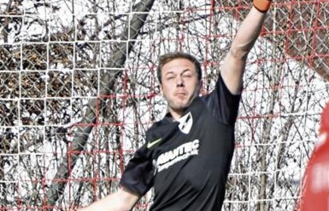 Christian Asprion kann beim SV Horrheim künftig wieder im Feld spielen, weil in Robin Brosi ein neuer Torwart kommt.  Foto: Leitner