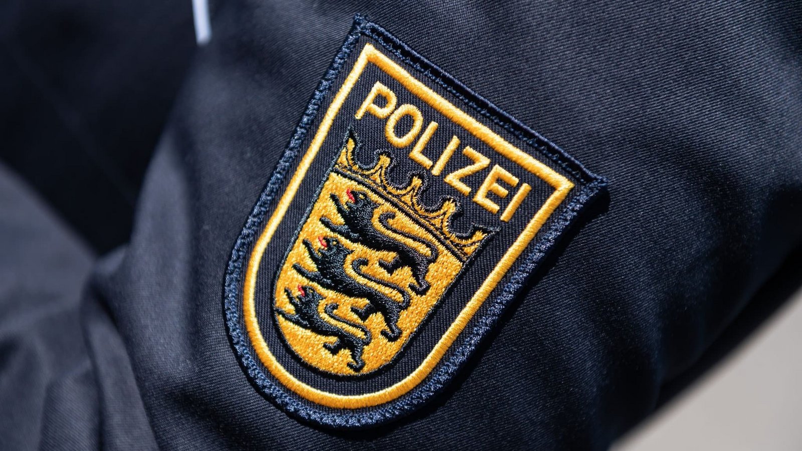 Die Polizei half bei der Suche nach dem Auto. (Symbolbild)Silas Stein/dpa
