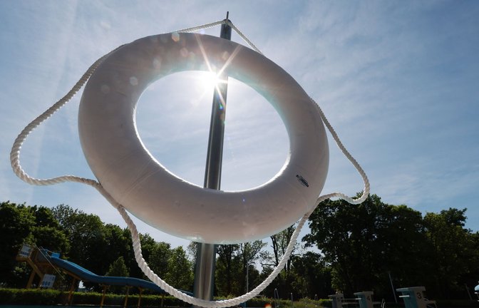 Wochenlang Freibad-Wetter?<span class='image-autor'>Foto: Bodo Schackow/dpa</span>