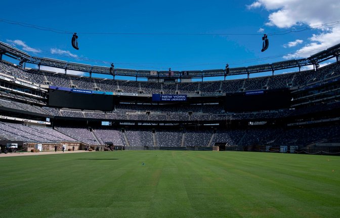 Die Fahrt zur Endspiel-Arena in New Jersey ist teuer. (Archivbild)<span class='image-autor'>Foto: Yuki Iwamura/AP/dpa</span>