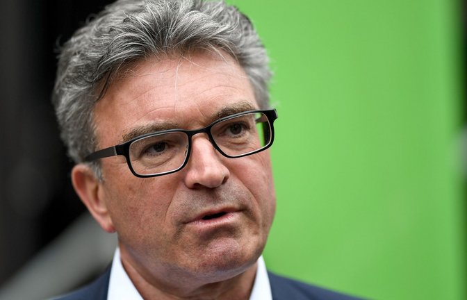 „Ich finde das irritierend“, sagt der grüne Freiburger Ex-OB Dieter Salomon zu seiner  Hängepartie beim Normenkontrollrat.<span class='image-autor'>Foto: dpa/Patrick Seeger</span>