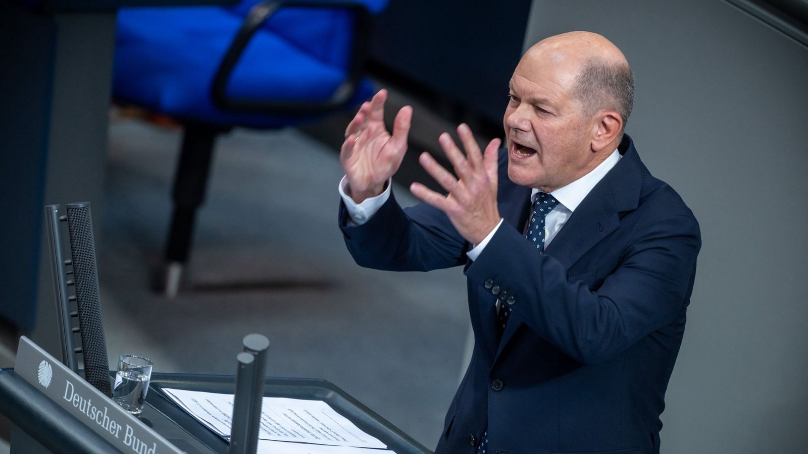 Nur noch Chef einer Minderheitsregierung: Bundeskanzler Olaf Scholz (SPD).Foto: dpa/Michael Kappeler