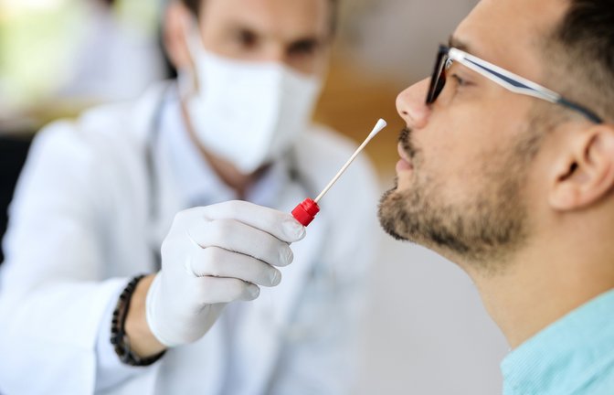 Wer einen PCR-Test braucht, bekommt auch einen.<span class='image-autor'>Foto: Drazen Zigic / shutterstock.com</span>