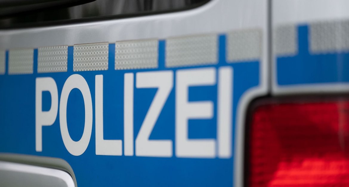 Die Polizei war zur Unfallaufnahme vor Ort (Symbolbild).