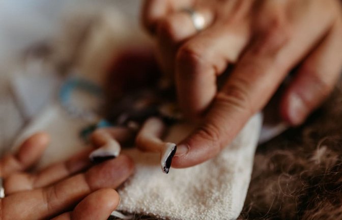 Eine Ehepaar aus der Nähe von Karlsruhe hat nach einem Schicksalsschlag entschieden, dass es anderen Betroffenen mit früh verstorbenen Kindern helfen will.<span class='image-autor'>Landesstelle Früher Kindstod Baden-Württemberg</span>
