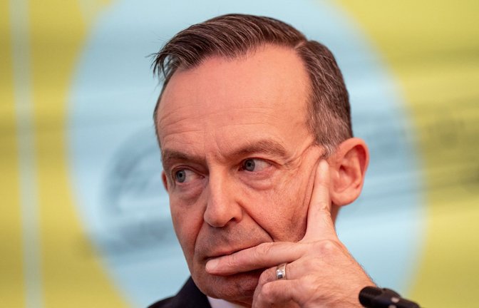 Wegen seiner Entscheidung Verkehrsminister zu bleiben, ist Volker Wissing aus der FDP ausgetreten.<span class='image-autor'>Foto: dpa/Michael Kappeler</span>