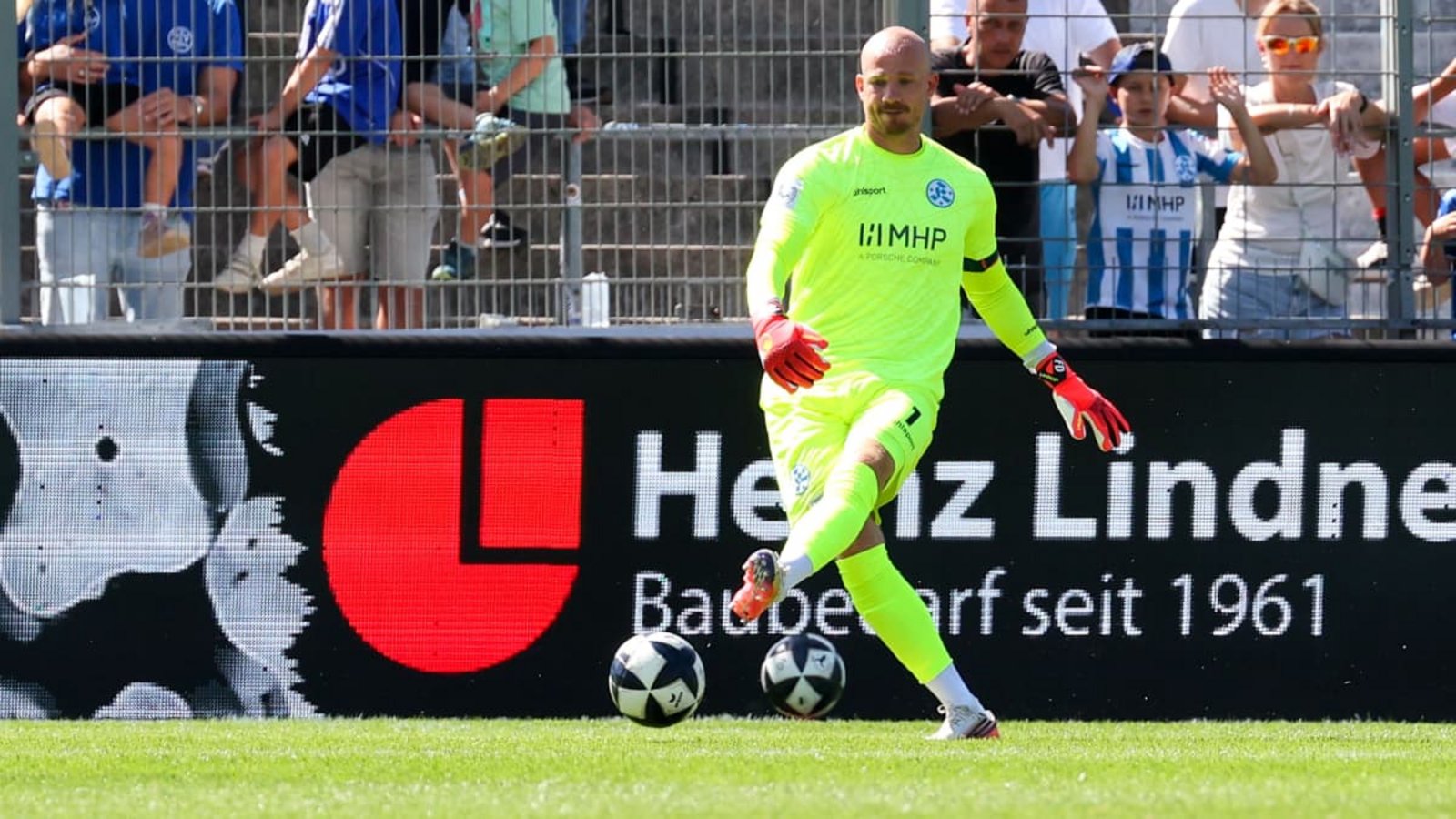 Der ehrgeizige Kickers-Kapitän Felix Dornebusch zeigte sich nach dem 1:2 gegen Mainz sehr enttäuscht und fand deutliche Worte.Baumann/Alexander Keppler Der ehrgeizige Kickers-Kapitän Felix Dornebusch zeigte sich nach dem 1:2 gegen Mainz sehr enttäuscht und fand deutliche Worte.Baumann/Alexander Keppler